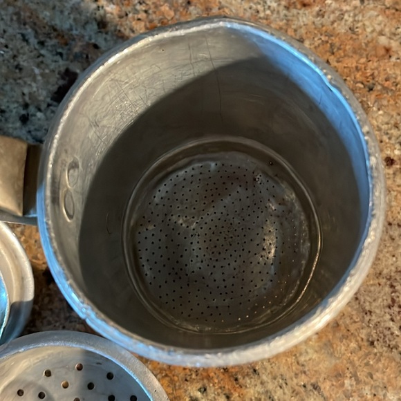 Antique tea/coffee strainer pot - Picture 6 of 10